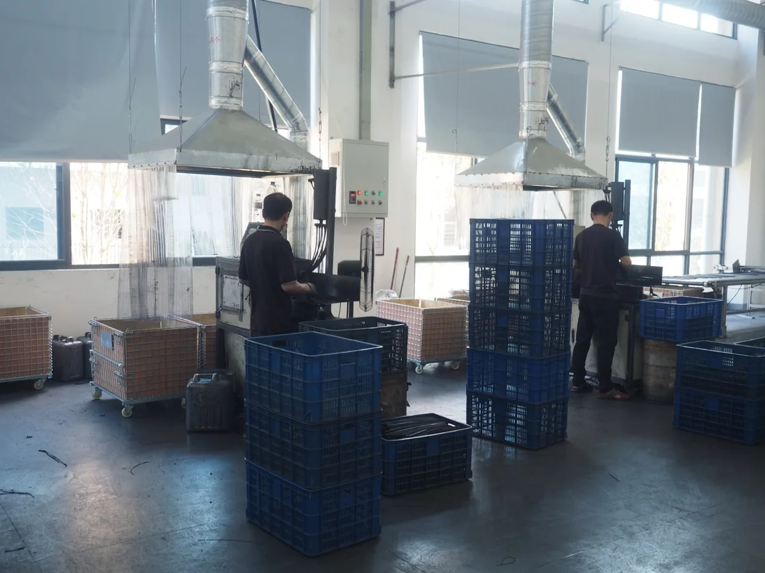 Rubber refill surface treatment