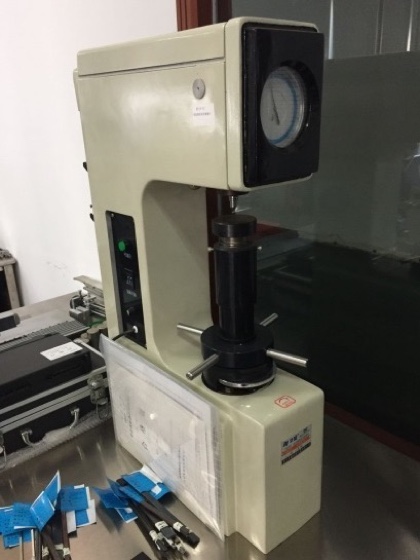 Rockwell hardness tester